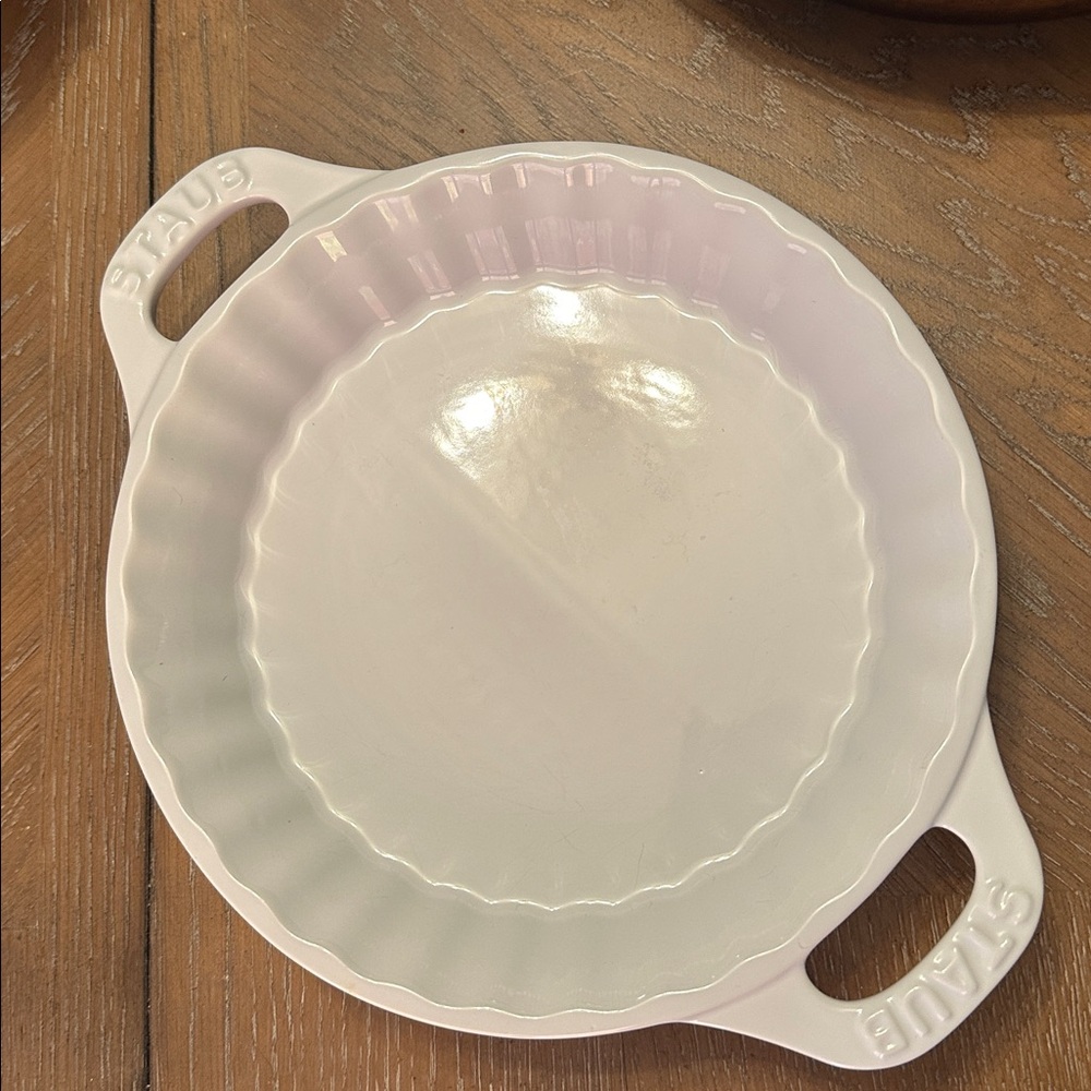 Staub White Ceramic Pie Dish